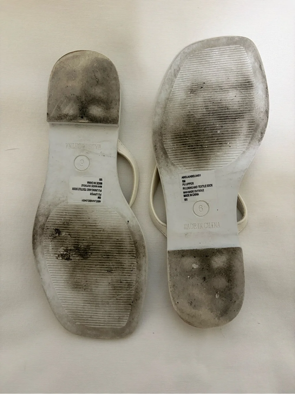 STEVE MADDEN WHITE THONG ESPADRILLE FLAT SANDALS WOMENS SIZE 6